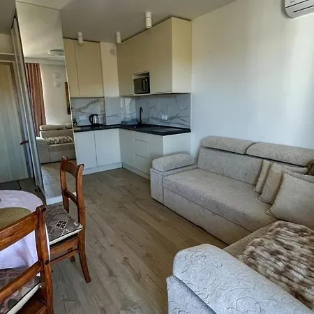Al-dom Porta Mare W Spokojnej Okolicy Apartment Kolobrzeg